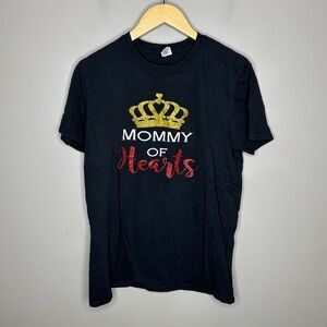 Gildan “mommy of hearts” tshirt